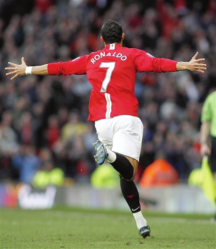 而范佩西则 而范佩西则