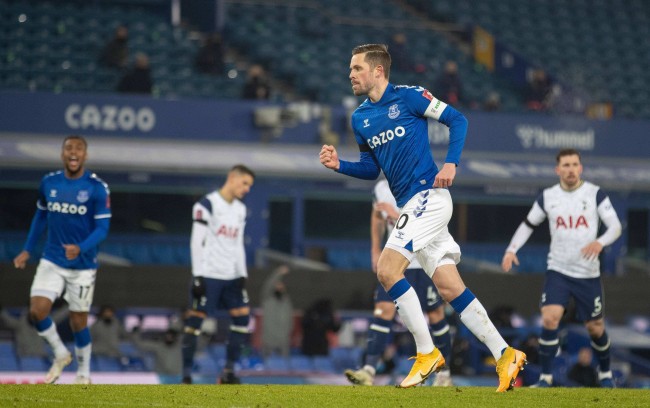 仅能为球队 仅能为球队